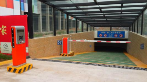郑州升降柱供应商带你深入了解什么是智能停车场系统